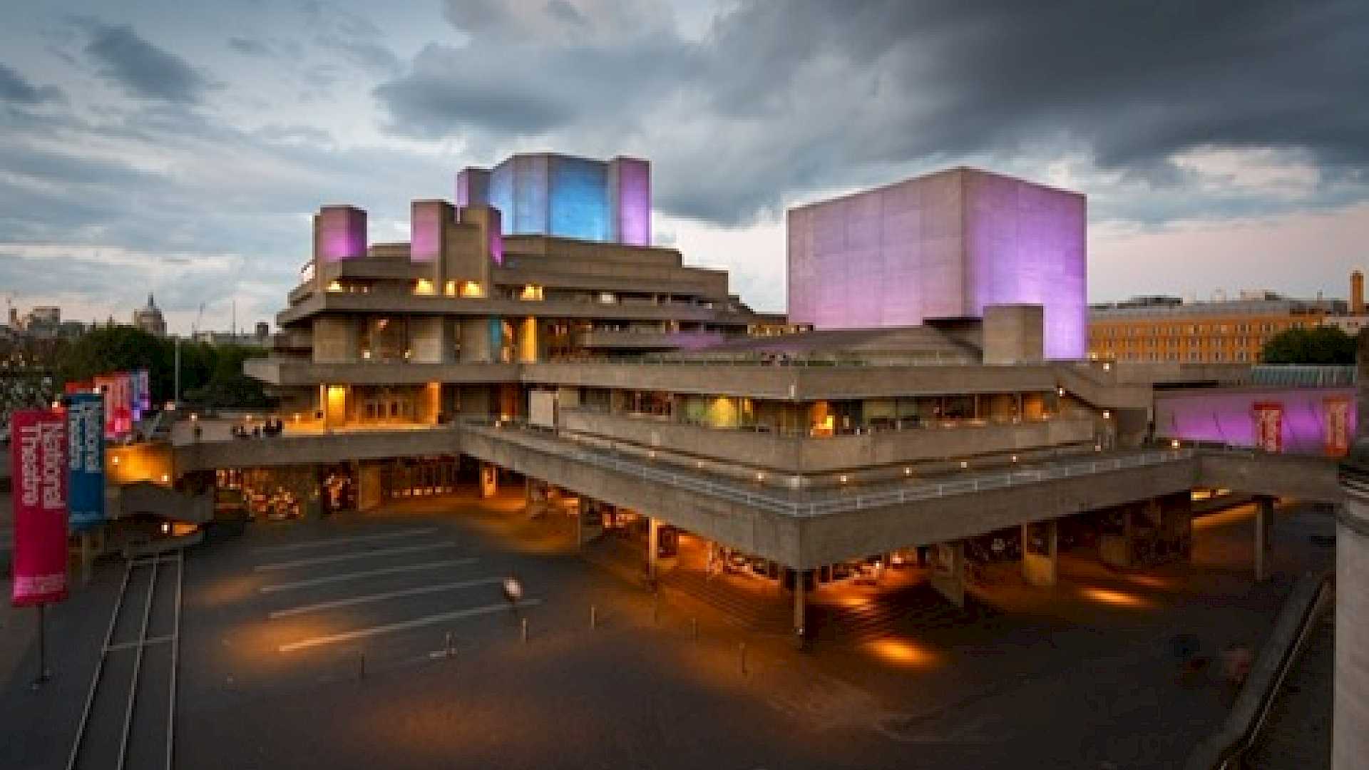 Shows the National Theatre