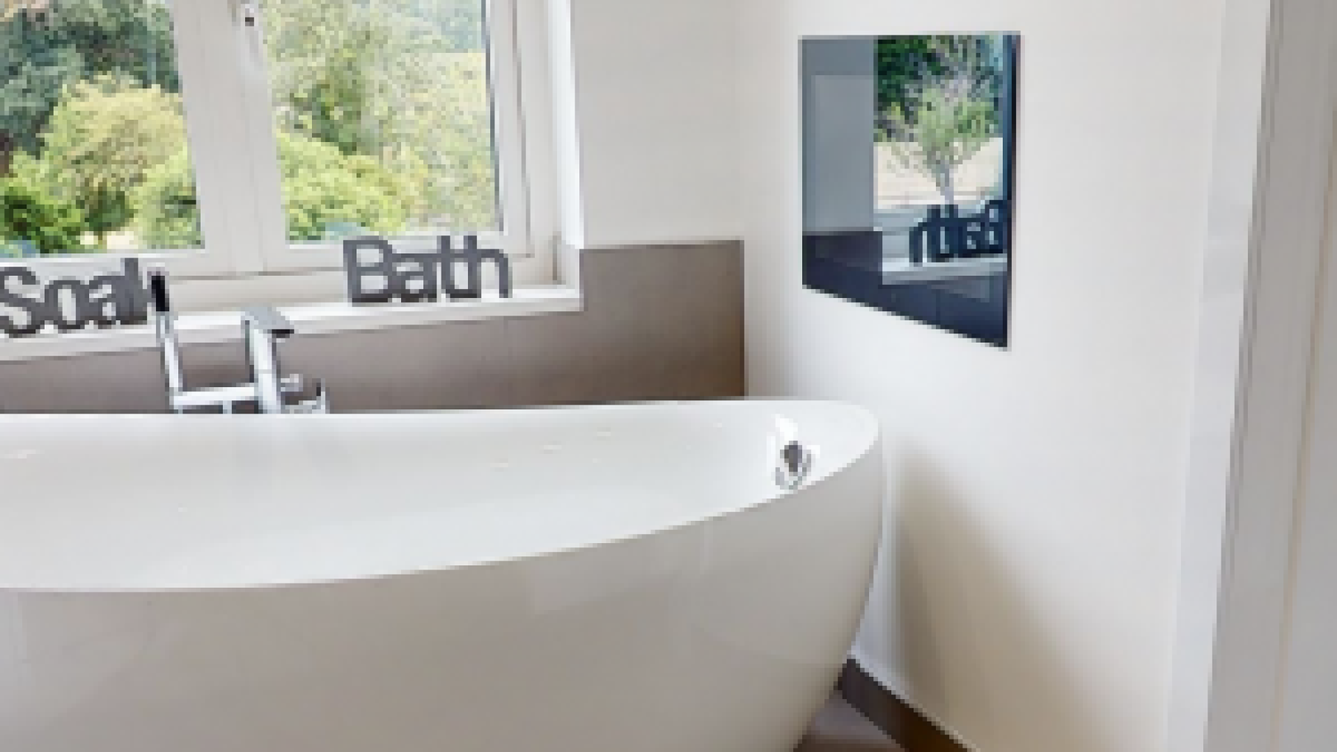 tvs for bathrooms