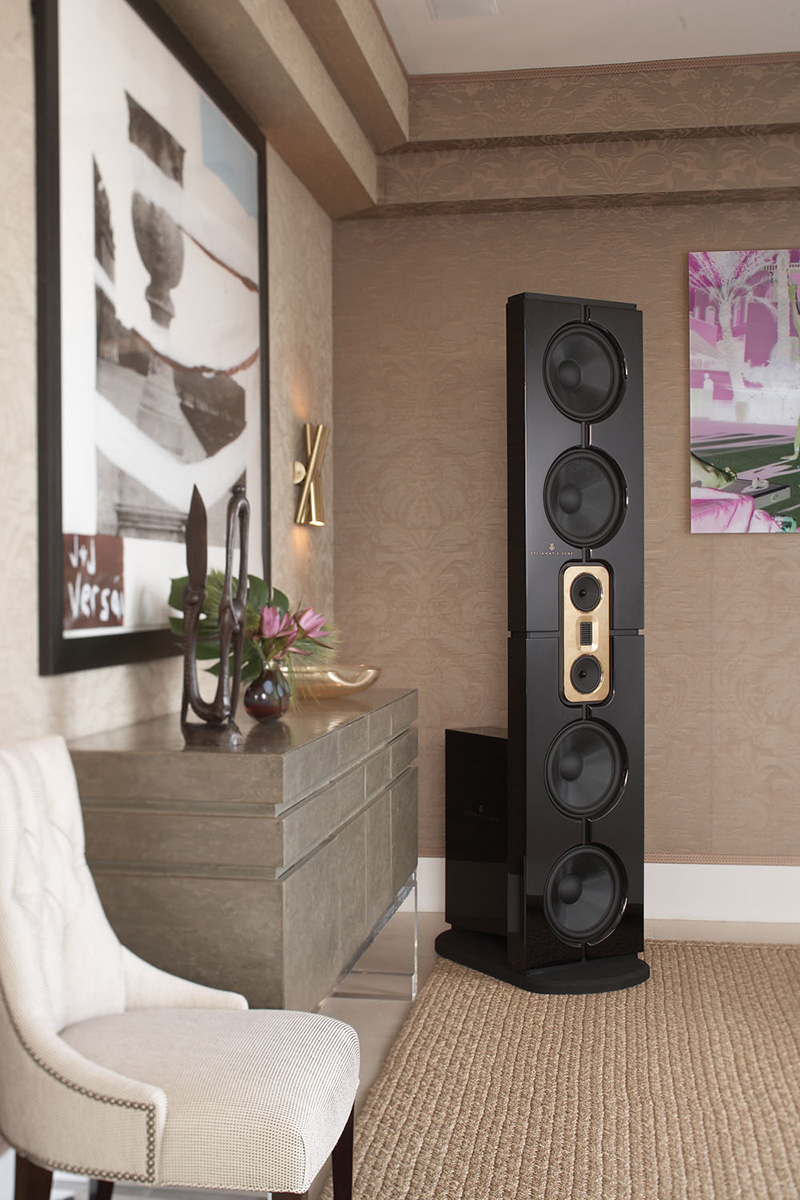 Steinway Lyngdorf Loudspeaker in Luxury Living Room
